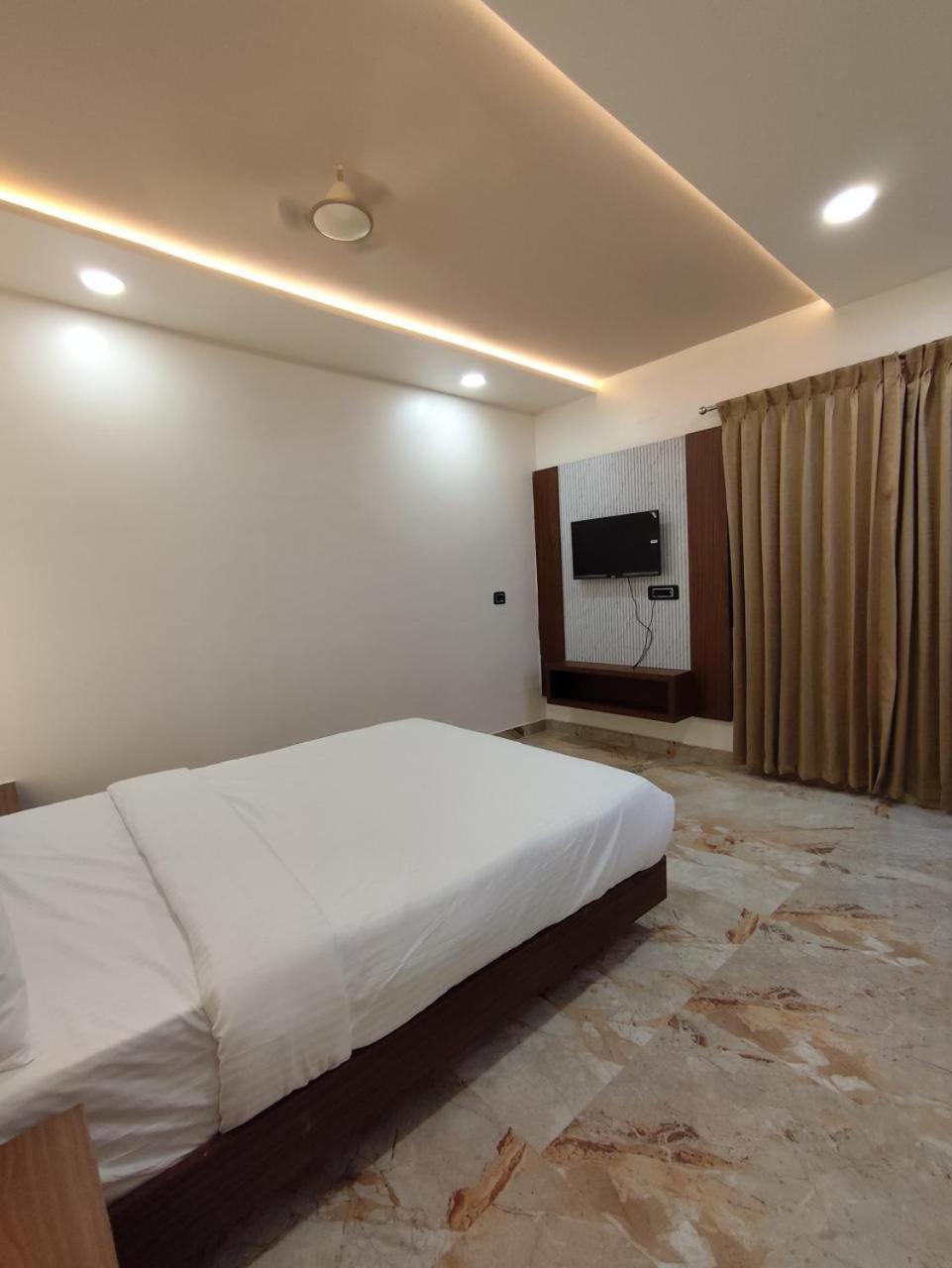 Sree Mahalakshmi Residency By K Hotels Virudunagar Zewnętrze zdjęcie
