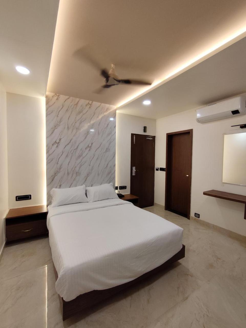 Sree Mahalakshmi Residency By K Hotels Virudunagar Zewnętrze zdjęcie